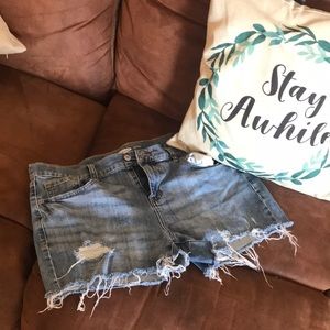 Old Navy distressed shorts.